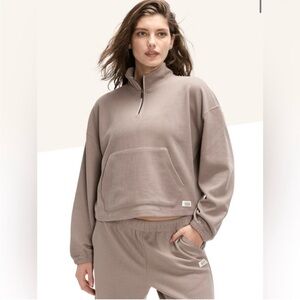 PELOTON Waffle Mock Neck ¼ Zip - Tan